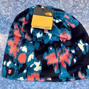 North face woman’s hat